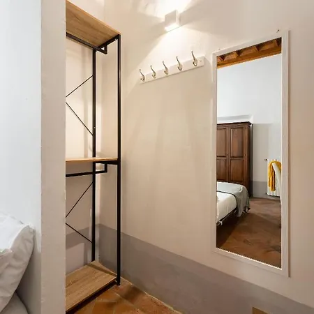 Toscanella Apartment